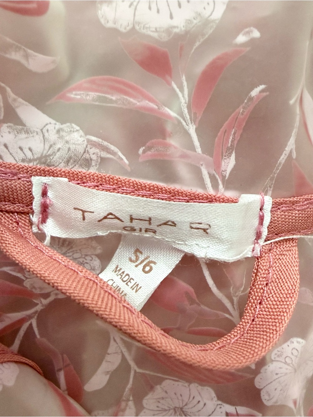 Tahari Girl Floral Clear Hooded Raincoat Pink Size 5/6 - Picture 3 of 6